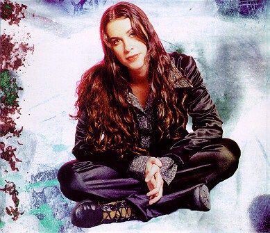 Alanis Morissette - pic33.jpg